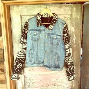 Denim jacket with detail sleeves